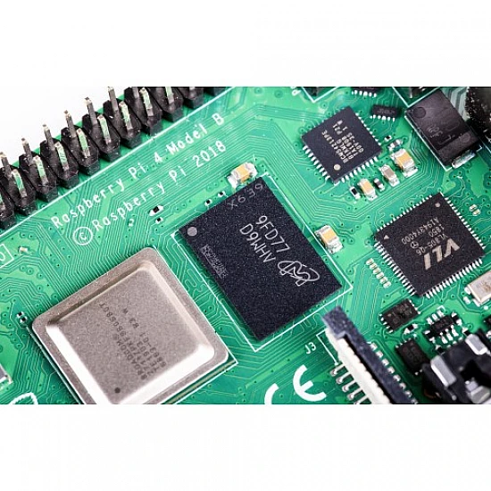 Raspberry Pi 4 Model-B with 4 GB RAM - Raspberry Pi 4 Model-B with 4 GB RAM - -